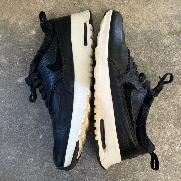 NIKE AIR MAX THEA - Picture 3 of 5